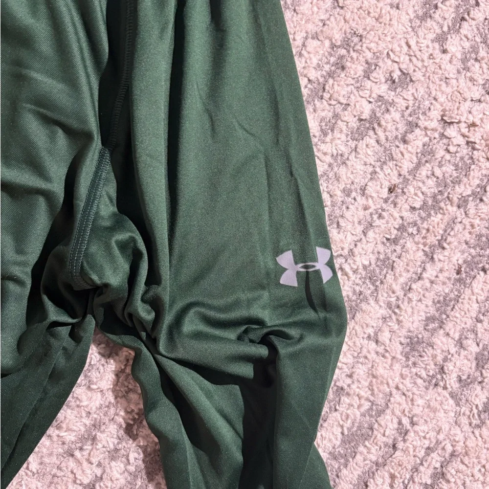 NWT Under Armour dark green long sleeve athletic top shirt size XL - Picture 3 of 5